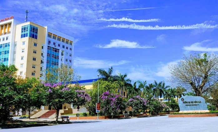 Choáng với điểm chuẩn vào ngành Sư phạm trường Đại học Hồng Đức- Ảnh 1.