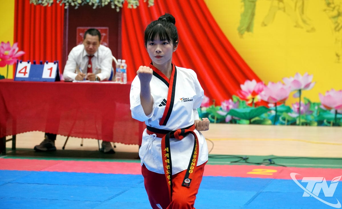 អត្តពលិក