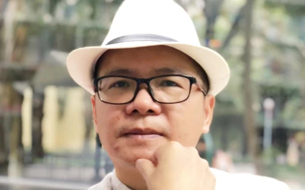 យើងគួររក្សាទុកសៀវភៅសិក្សាជាច្រើន ដើម្បីបង្កើតការប្រកួតប្រជែង ទស្សនៈរបស់អ្នកជំនាញផ្នែកអប់រំ លោកបណ្ឌិត Giap Van Duong