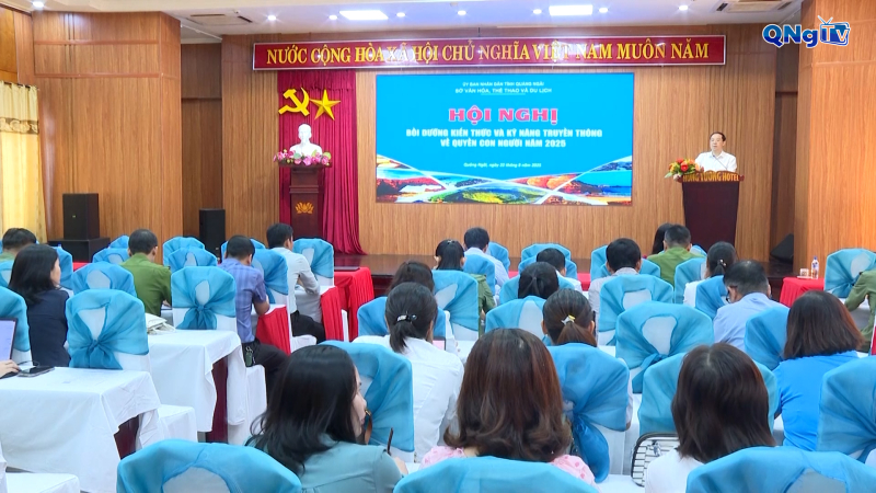 Fostering knowledge and communication skills on human rights