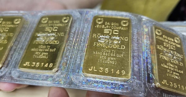 SJC 금괴 가격, 예상치 1억3000만동과 큰 차이 없이 급등