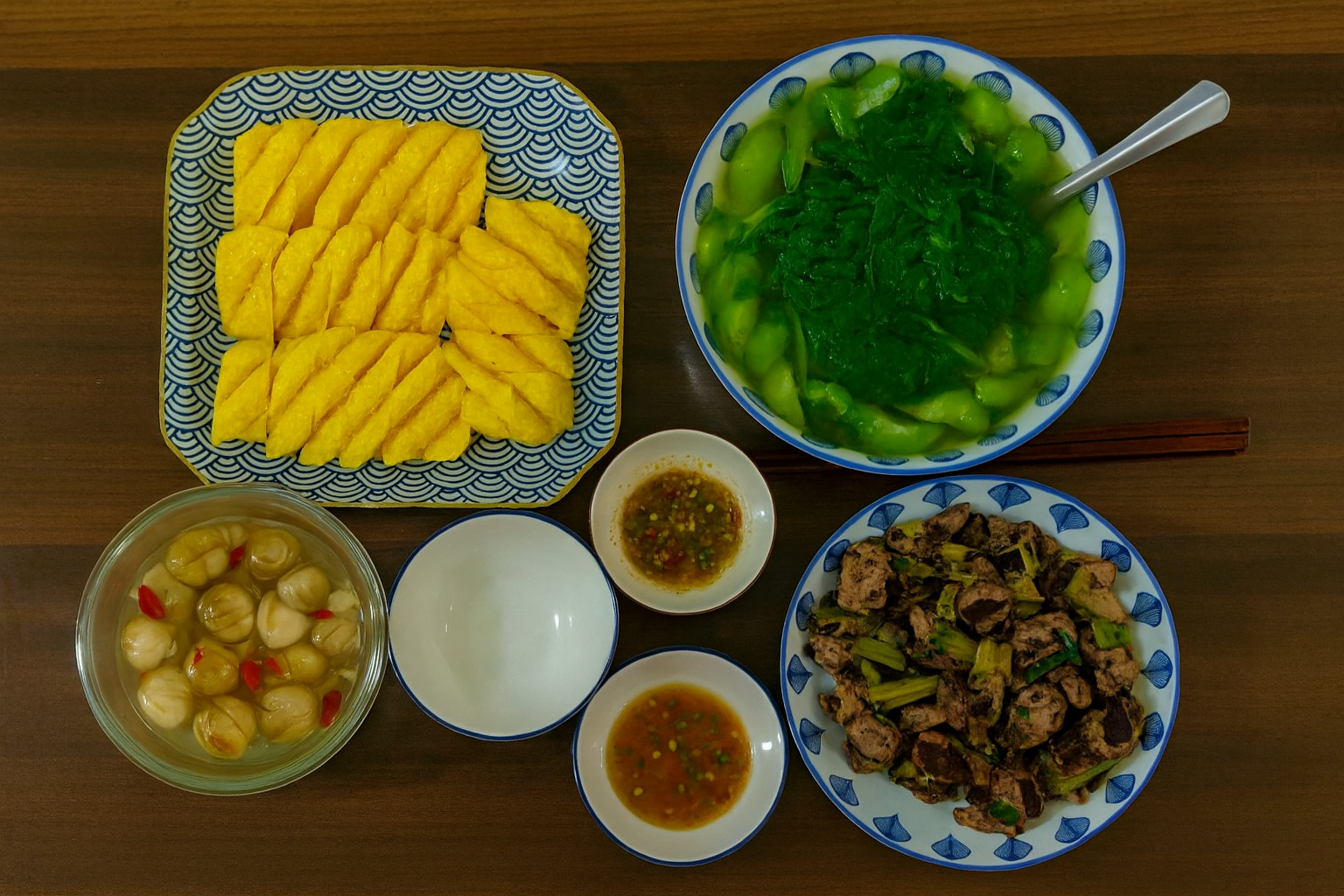 12 mâm cơm ngon cuối tuần, cả nhà quây quần thưởng thức trước giờ diễu binh A80- Ảnh 10.
