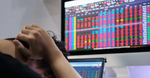 ماذا يقول الخبراء بعد جلسة "الأفعوانية" في سوق الأسهم، مع سيولة 2.7 مليار دولار؟