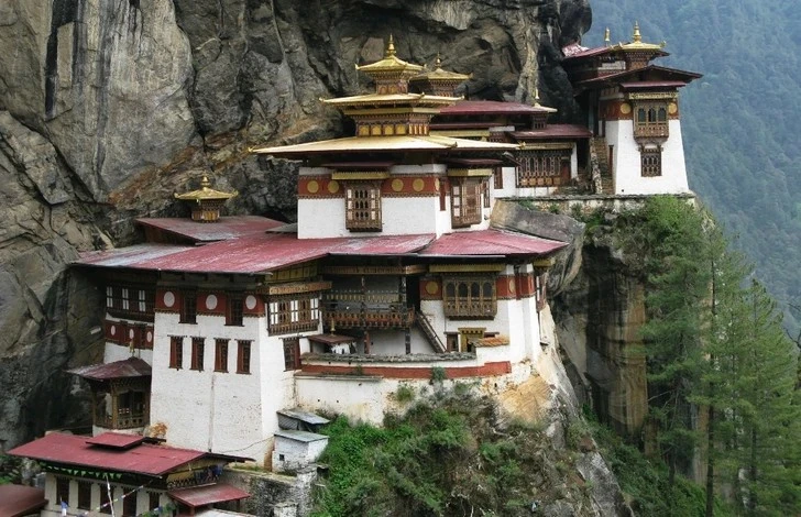Amazing life in the "kingdom of happiness" Bhutan
