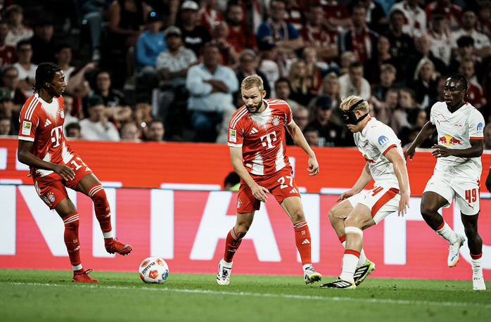 Bayern Munich hủy diệt Leipzig 6-0: 