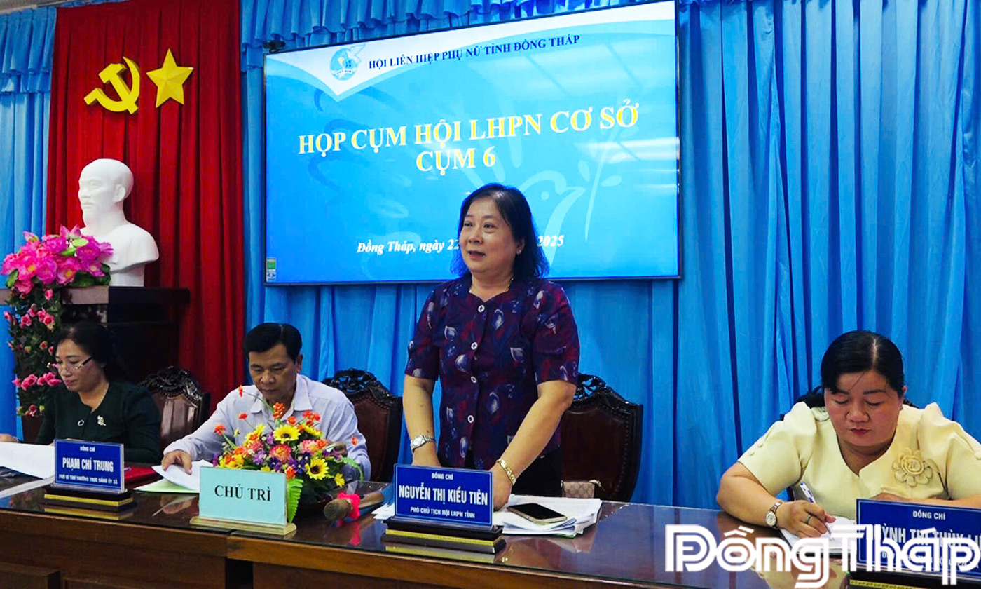 Le groupe d'émulation n° 6 de l'Union des femmes de la province de Dong Thap évalue les activités de l'Union