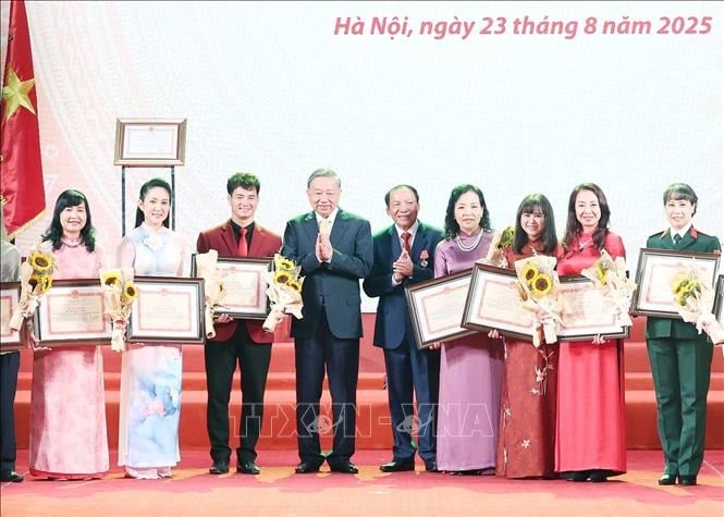 Photo caption