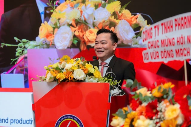 LAN TỎA TRI THỨC, THÚC ĐẨY CHUYỂN ĐỔI THỰC HÀNH LÂM SÀNG TRONG ĐIỀU TRỊ XƠ VỮA ĐỘNG MẠCH   - Ảnh 2.