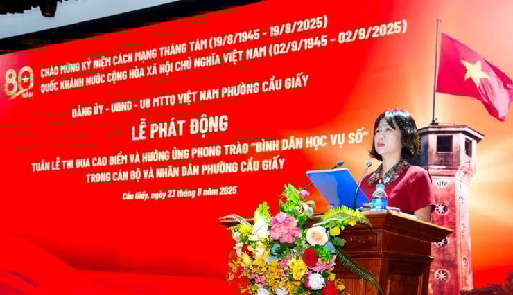 Phường Cầu Giấy: Quyết tâm trở thành điểm sáng của Thủ đô trong phong trào học tập số- Ảnh 1.