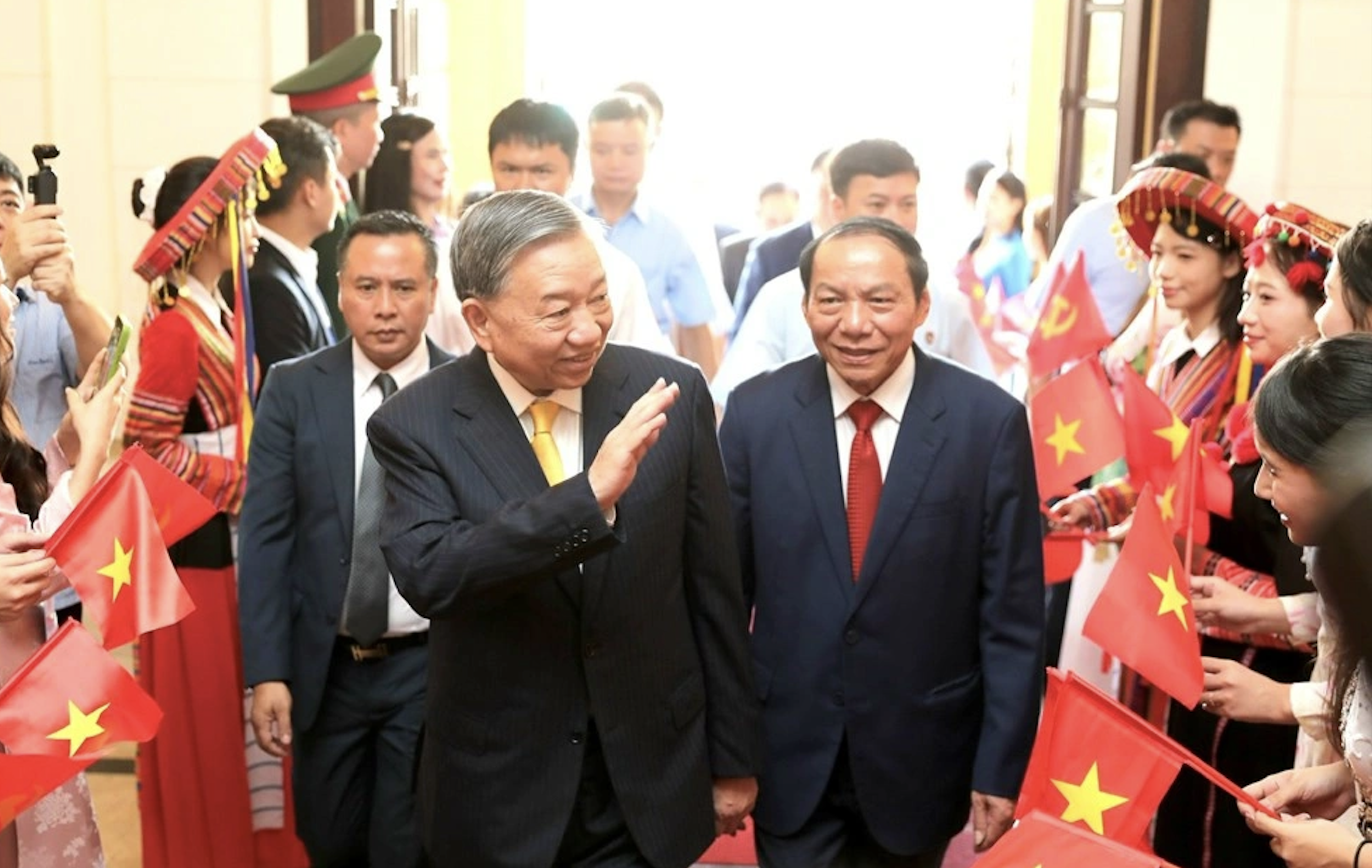 Minister Nguyen Van Hung: Culture nurtures the soul and national identity, the aspiration to rise high