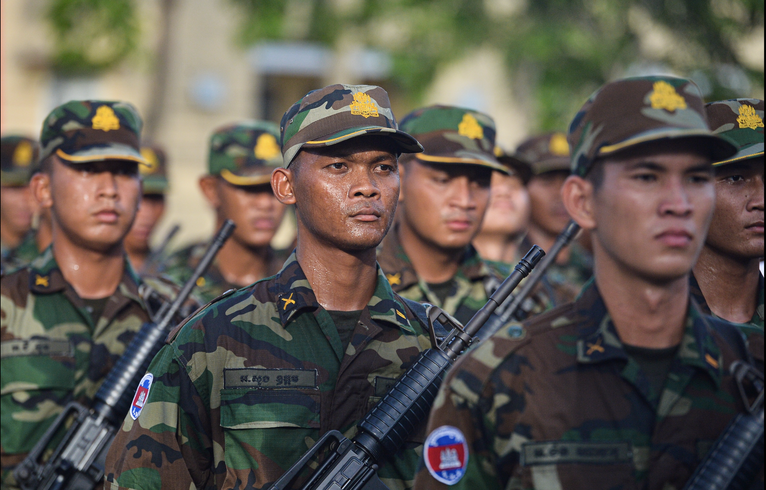 Image de l'armée royale cambodgienne s'entraînant pour le défilé de la fête nationale le 2 septembre au Vietnam