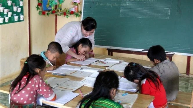 Lao Cai Education ជំនះការលំបាក ដើម្បីស្វាគមន៍ឆ្នាំសិក្សាថ្មី។