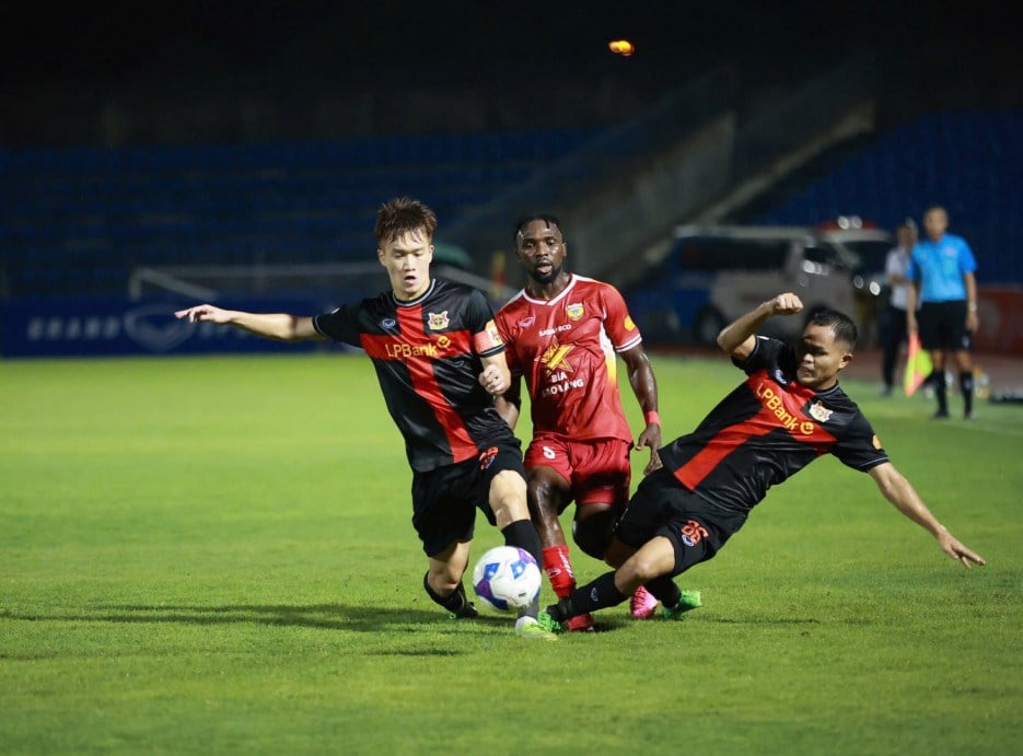 មតិយោបល់លើការប្រកួត Ninh Binh vs Thanh Hoa ម៉ោង 18:00 ថ្ងៃទី 23 សីហា៖ សេះងងឹត ហឹង្សា - រូបថត 2
