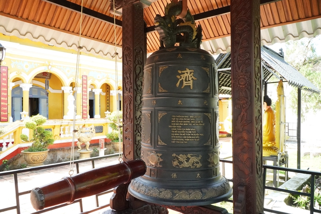 Ngôi chùa 130 năm tuổi xanh mát giữa trung tâm Cần Thơ- Ảnh 10.