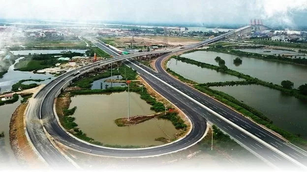 Cầu Bạch Đằng. Cầu Bạch Đằng.