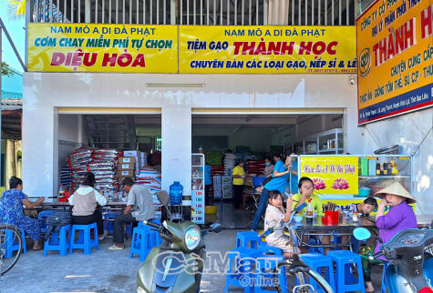 អាហារ​បួស​ឥត​គិត​ថ្លៃ​ជាង 1,000 សម្រាប់​អ្នក​ជំងឺ​ក្រីក្រ