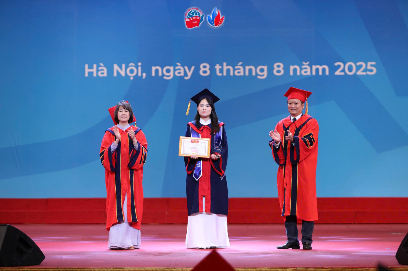 z6934693422948-21798155358524f7d6859f6daaacbab9.jpg