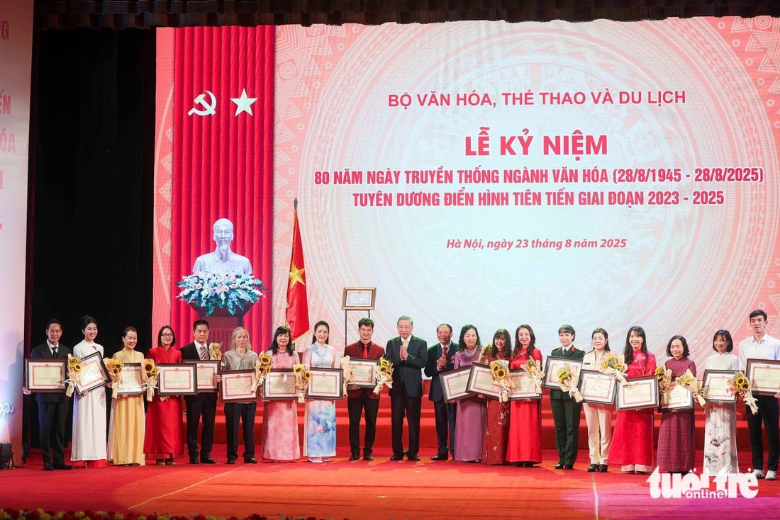 General Secretary To Lam: Investing in culture is investing in the future, in the source of national strength - Photo 8.