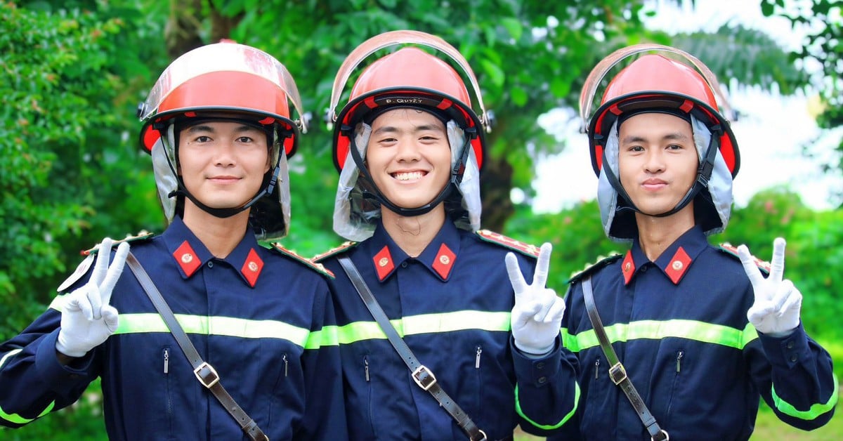 The first police school announced the benchmark score, the highest was 24.23 points.