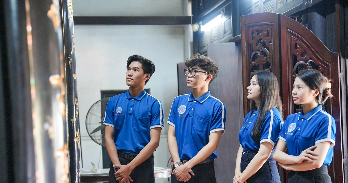 Binh Duong University of Economics and Technology has an admission score of 14 points.