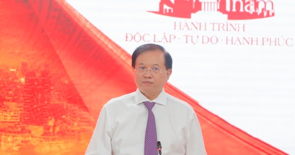 មជ្ឈមណ្ឌលតាំងពិព័រណ៌វៀត ណាមត្រូវបានរំពឹងថានឹងបង្កើតសន្ទុះដើម្បីជំរុញការអភិវឌ្ឍន៍ឧស្សាហកម្មវប្បធម៌របស់វៀតណាម។