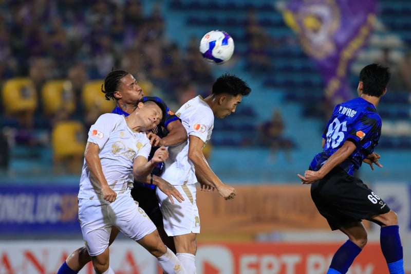 Hanoi FC បន្ត​ការ​ប្រកួត​មិន​ឈ្នះ​ក្នុង​ V.league 2025/2026 -0