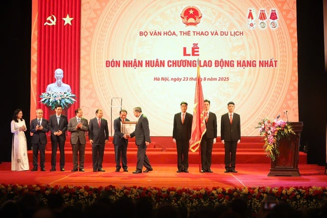 Tổng Bí thư Tô Lâm giao 10 nhiệm vụ quan trọng cho Ngành Văn hóa - Ảnh 5.