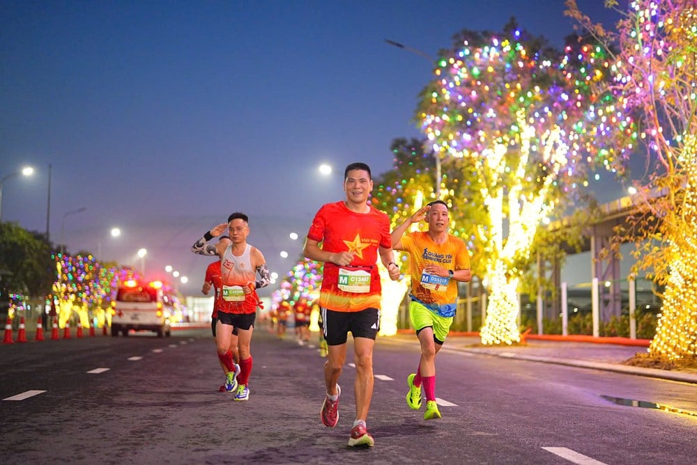 21.529 người cùng chạy vì một Việt Nam mạnh mẽ, vì một tương lai xanh - ảnh 4