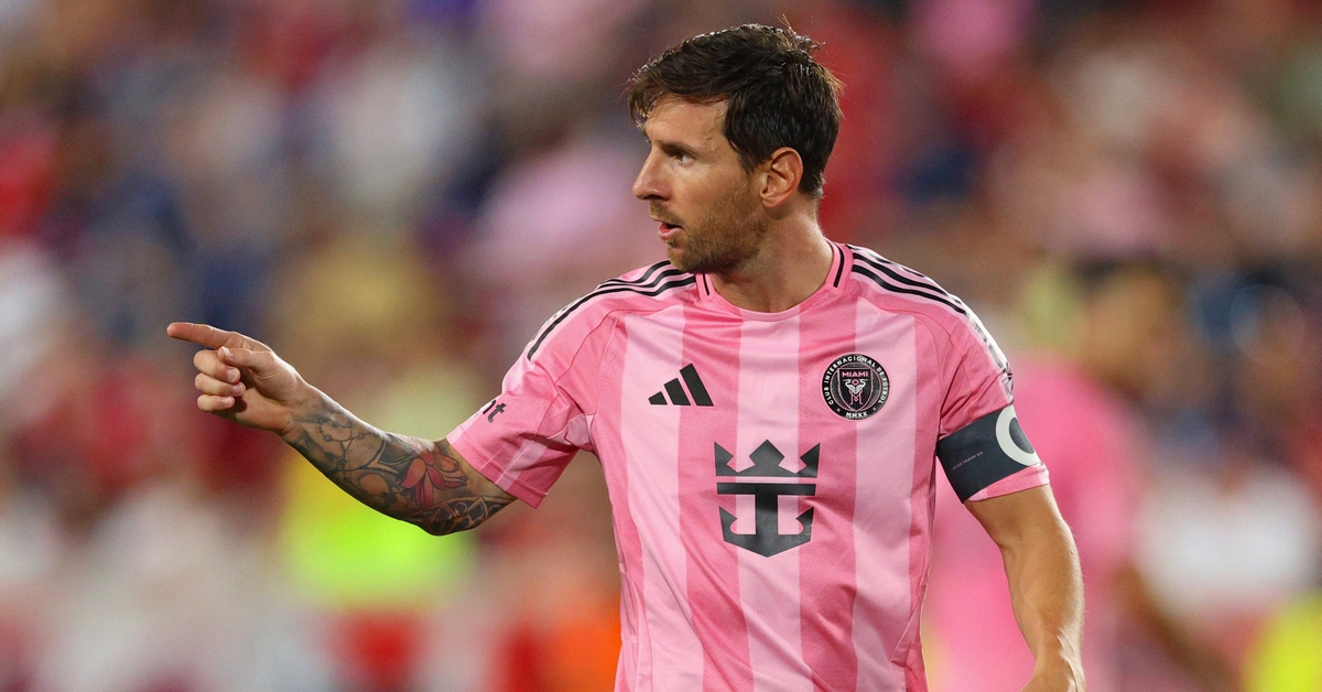 Messi leaves Ronaldo in the dust in the finals