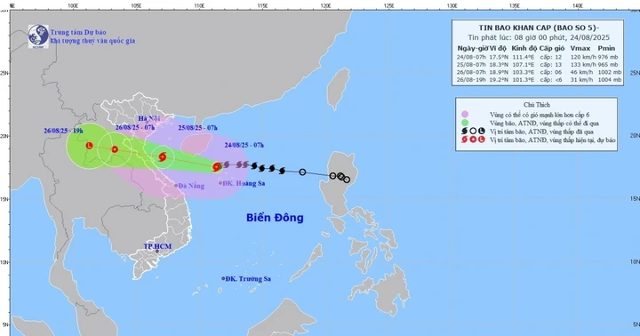La tempête n° 5 est de niveau 13, avec des rafales atteignant le niveau 15 : alerte de danger de Thanh Hoa à Quang Tri