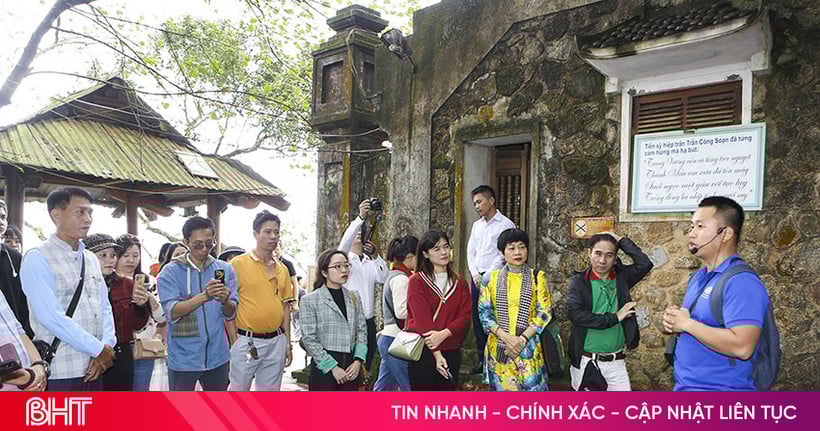 Ha Tinh is looking for excellent tour guides in 2025