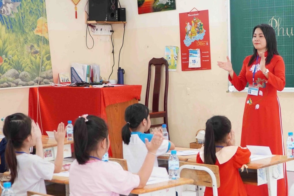 Mức trúng tuyển đại học 2025 tăng phi mã: Hiện tượng mới ảo điểm chuẩn - 2