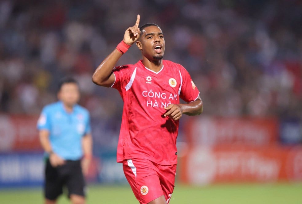 Becamex TP.HCM vs CAHN match review, 18:00 on August 24: Testing ambition - photo 2