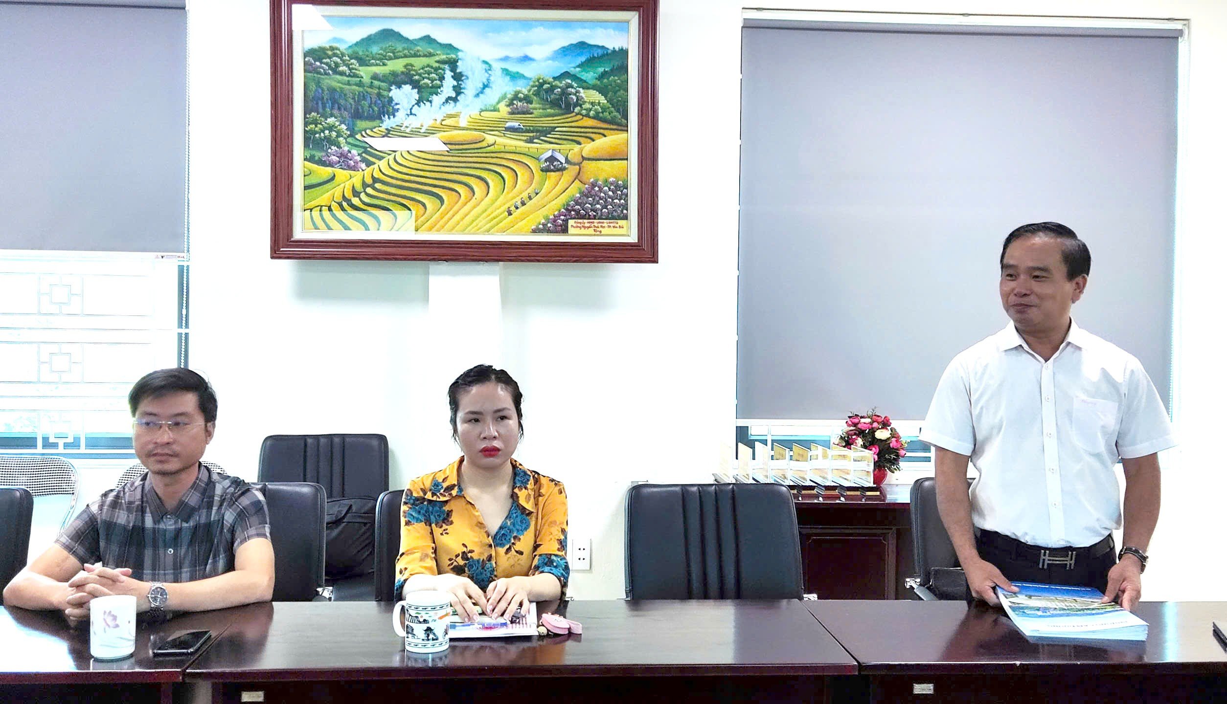 24-8camduong2-7618.jpg