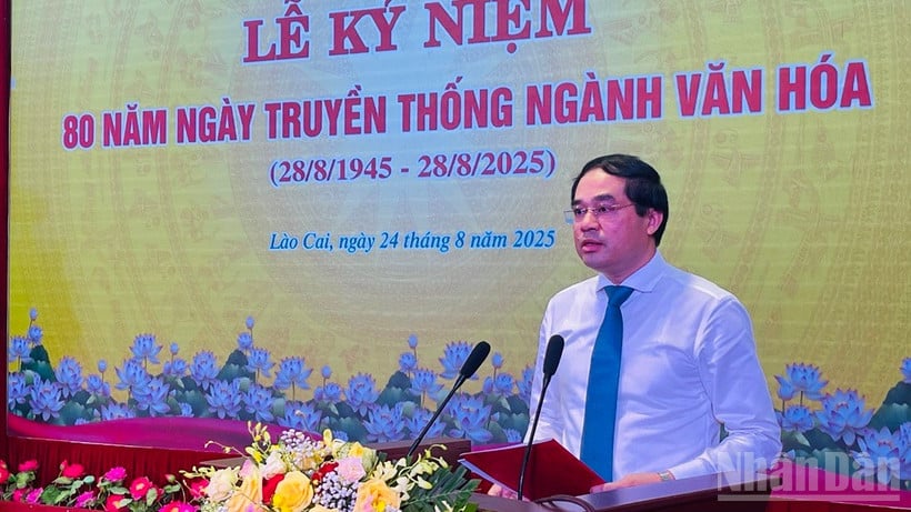 លេខាបក្សខេត្ត Dang Xuan Truong ថ្លែងមតិក្នុងពិធី។ (រូបថត៖ THANH SON)