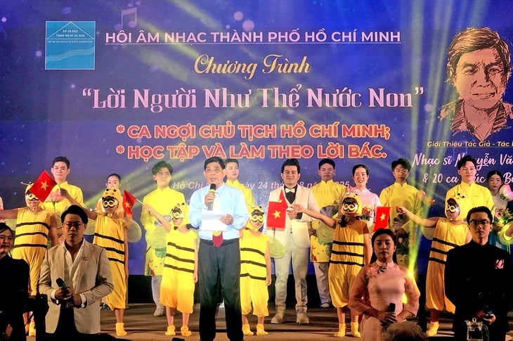 Học Bác tự phê bình, phê bình cùng nhạc sĩ Nguyễn Văn Sanh - Ảnh 1.