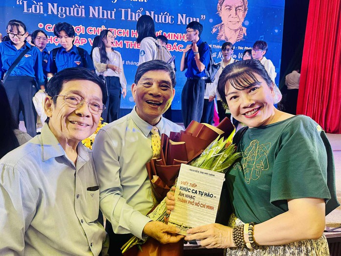 Dư âm sâu lắng 