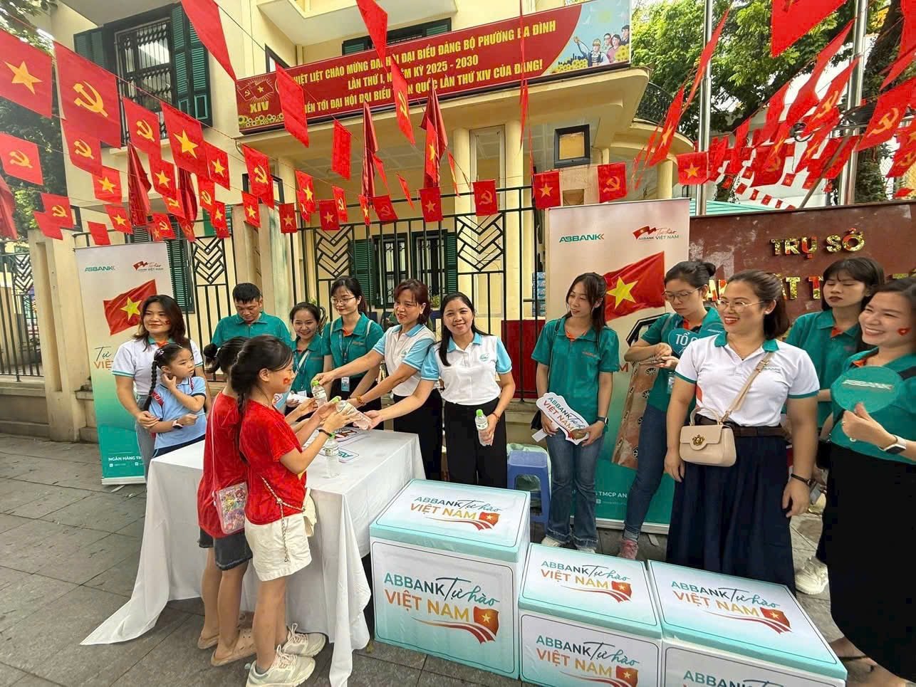 three-dinh4.jpg
