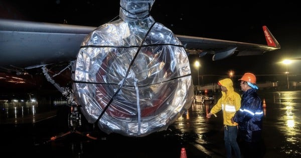 Cierran temporalmente 2 aeropuertos y cancelan muchos vuelos por impacto de tormenta No. 5