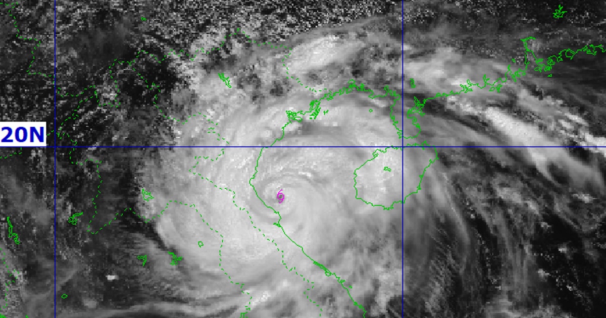 LATEST NEWS ON STORM NO. 5 (AT 12:00 AM ON AUGUST 25): about 85km East Southeast of Nghe An