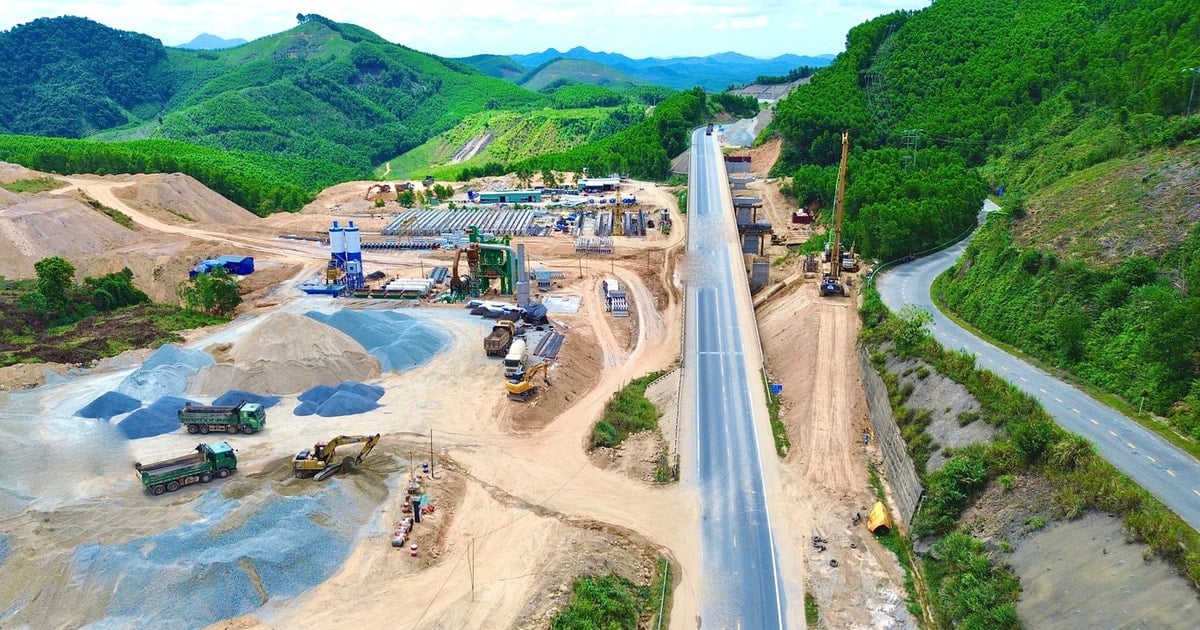 Speeding up construction progress of La Son - Hoa Lien expressway expansion