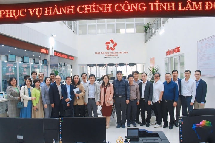 Bộ KH&CN đồng hành cùng Lâm Đồng tháo gỡ vướng mắc, nâng cao hiệu quả mô hình chính quyền địa phương hai cấp - Ảnh 12.