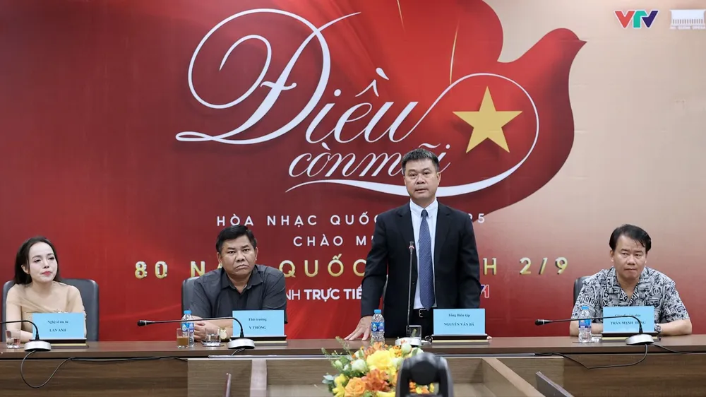 និពន្ធនាយកកាសែត Vietnamnet លោក Nguyen Van Ba ​​ចែករំលែកកម្មវិធី 