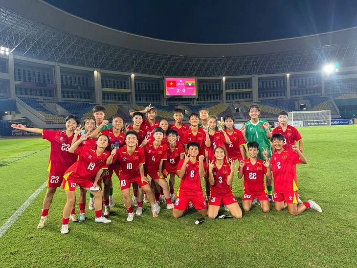 ក្រុមនារី U16 វៀតណាម - រូបថត ២.