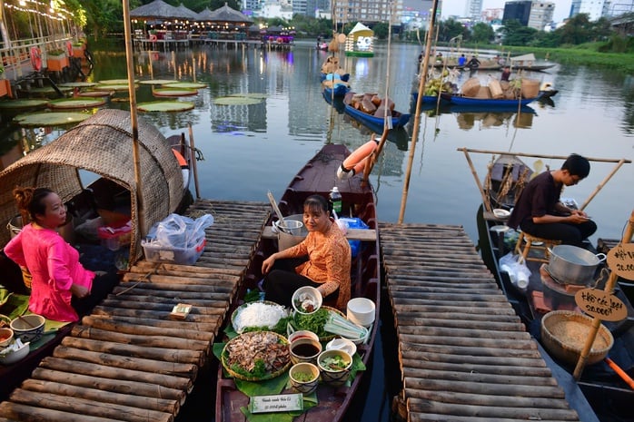 កម្មវិធីវប្បធម៌ធ្វើម្ហូប “រសជាតិភាគខាងត្បូង” អបអរសាទរថ្ងៃទី ២ កញ្ញា នៅតំបន់ទេសចរណ៍ Van Thanh - រូបថត ២.