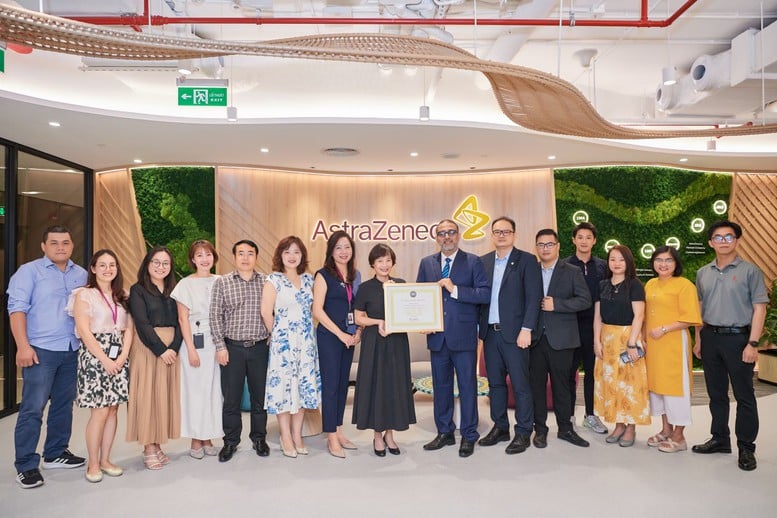 AstraZeneca đạt chứng chỉ LEED Gold, khẳng định cam kết phát triển bền vững tại Việt Nam- Ảnh 1.