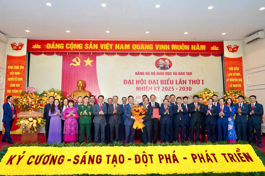2-8137.jpg