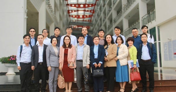 กระทรวงวิทยาศาสตร์และเทคโนโลยีร่วมมือ ลัมดง ขจัดอุปสรรค และปรับปรุงประสิทธิภาพของโมเดลรัฐบาลท้องถิ่นสองระดับ