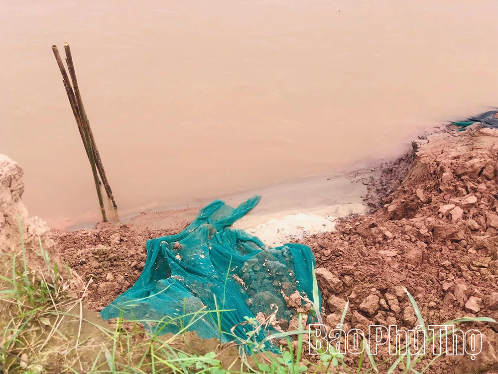 ការបាក់ដីនៅឃុំ Tu Vu មានភាពស្មុគស្មាញ