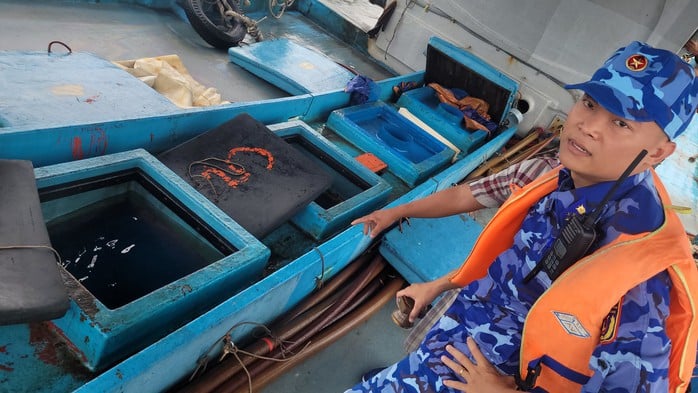 Cảnh sát biển ở Phú Quốc liên tếp lập công trên vùng biển Tây Nam - Ảnh 4.